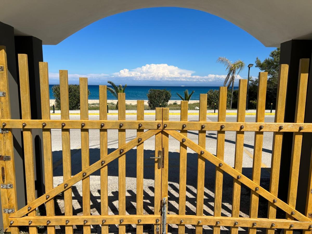 Gazonia Family Estate Hotel Skala  Kültér fotó