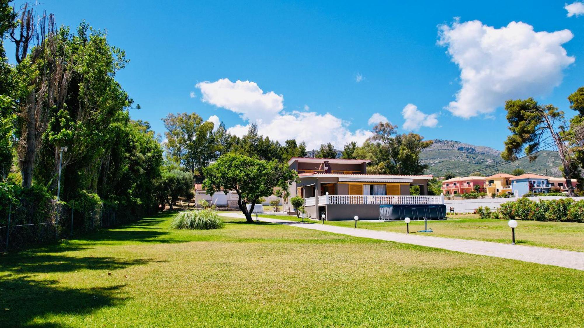 Gazonia Family Estate Hotel Skala  Kültér fotó
